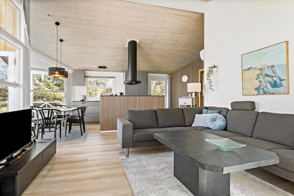 Nr. Lyngby, Lønstrup: Tur A