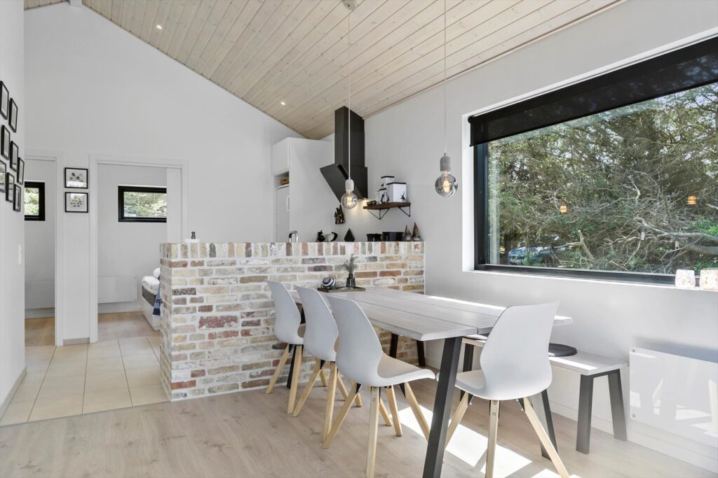 Nr. Lyngby, Lønstrup: Tur B
