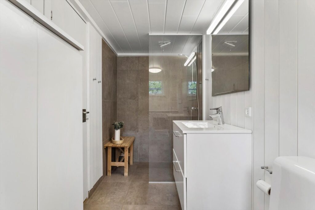 Nr. Lyngby, Lønstrup: Tur B